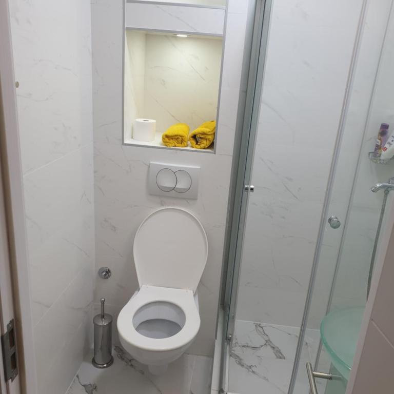 EXCLUSIVE Apartment - One-Bedroom Apartment - 24