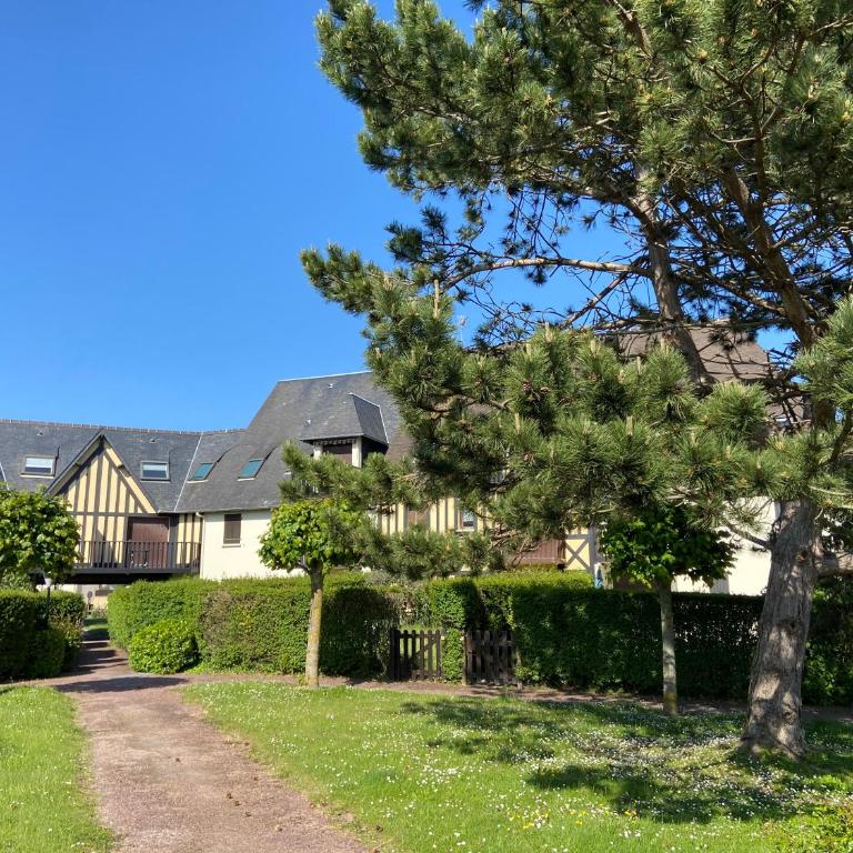 Escapade à Cabourg, 300M plage, calme et chaleureux - One-Bedroom Apartment - 12