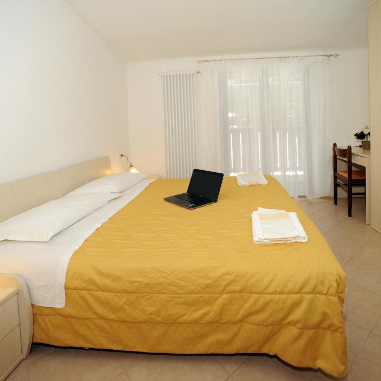 Hotel Bucaneve - Camera Matrimoniale - 1