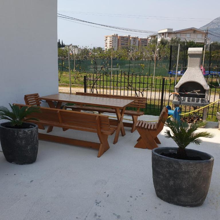 Apartments Ivanovic - Apartment - Ground Floor - 24
