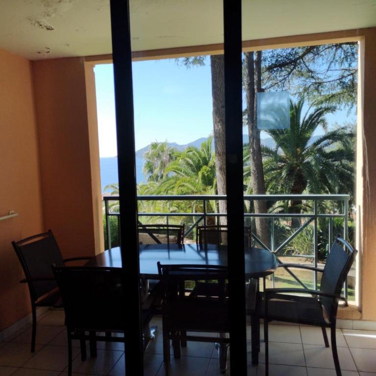 Flo & Rose Azur - Duplex vue mer terrasses piscine jardins parking - Appartement - Vue sur Mer - 3