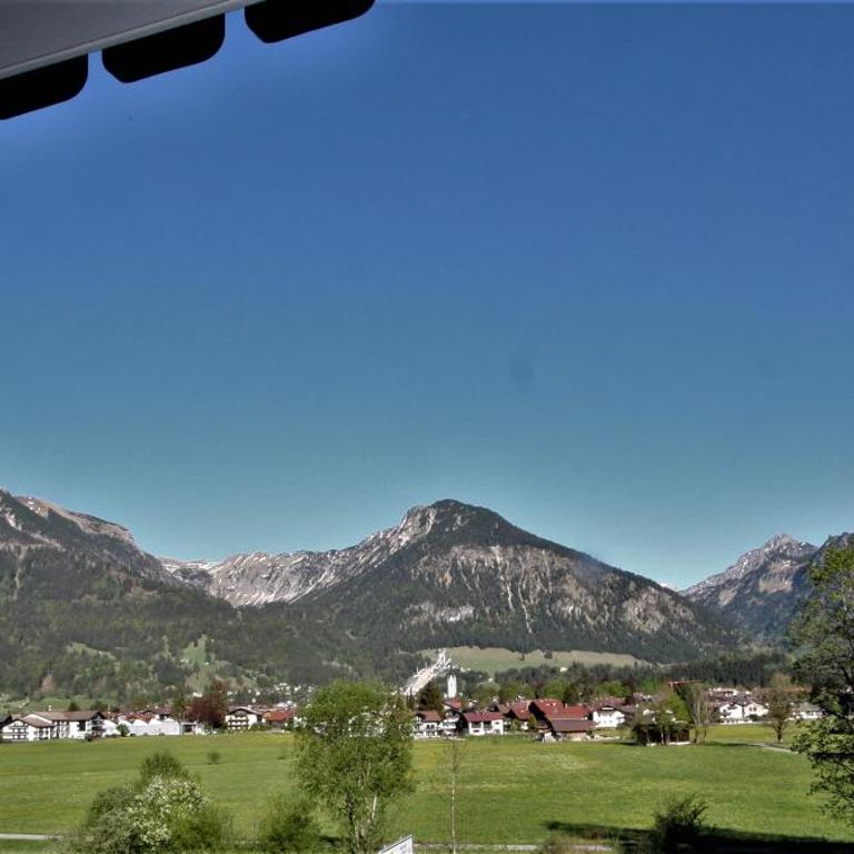 Alpenflair Ferienwohnungen Whg 205 - Apartment mit Blick auf die Berge - 8