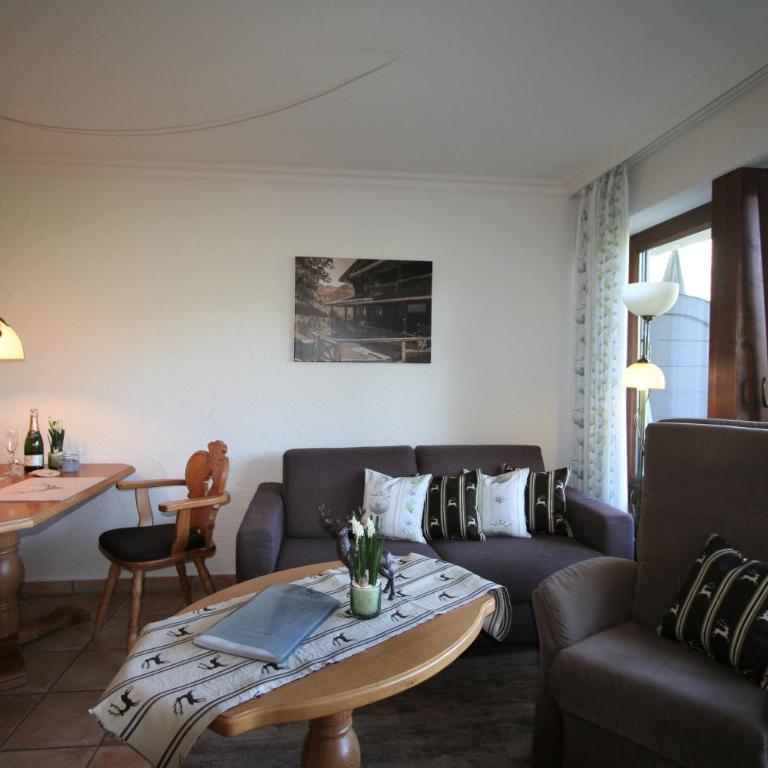 Alpenflair Ferienwohnungen Whg 205 - Apartment mit Blick auf die Berge - 9