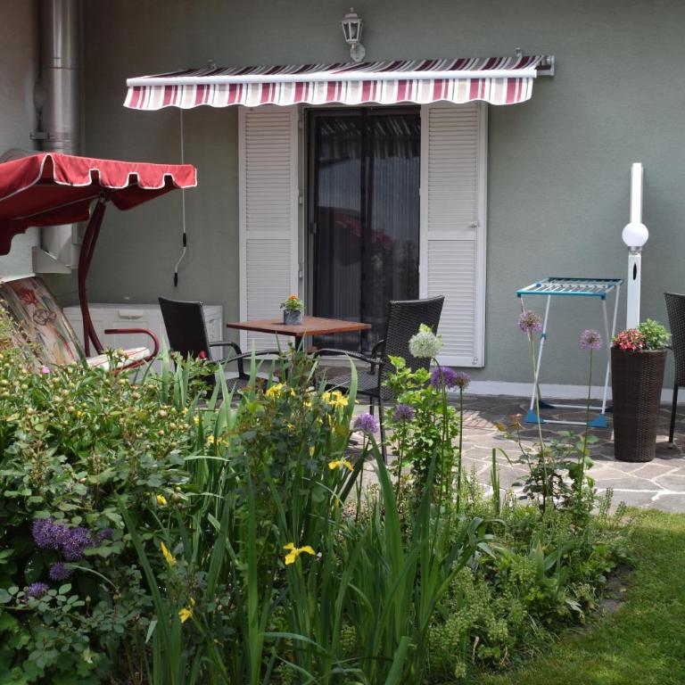 Gästehaus Sabina- Frühstückspension, Bed & Breakfest - Doppelzimmer mit Terrasse - 3