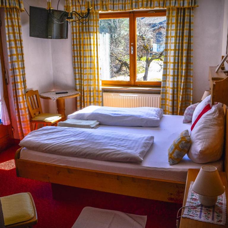 Gasthof Pension Lanzenhof - Doppelzimmer Hornblick - 2