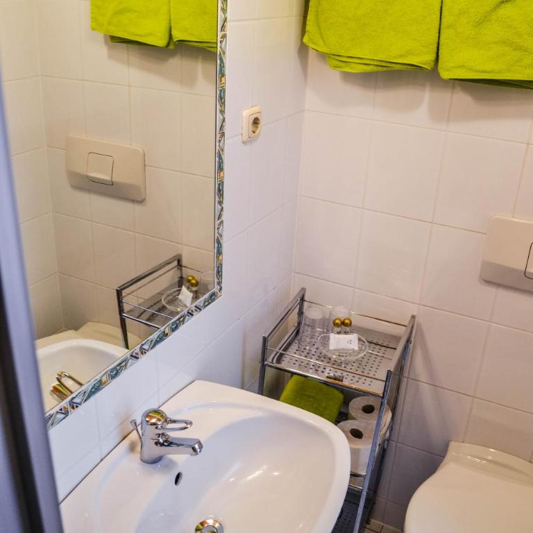 Gasthof Pension Lanzenhof - Doppelzimmer Hornblick - 1