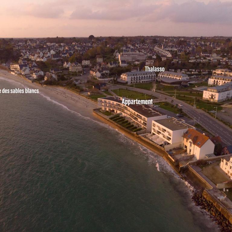 - L'IROIZH - CONCARNEAU - VUE MER PANORAMIQUE - STUDIO STANDING PLAGE DES SABLES BLANCS - PARKING - DRAPS & SERVIETTES INCLUS - NEAR THALASSOTHERAPY - Wifi - - Apartment mit 1 Schlafzimmer - 7