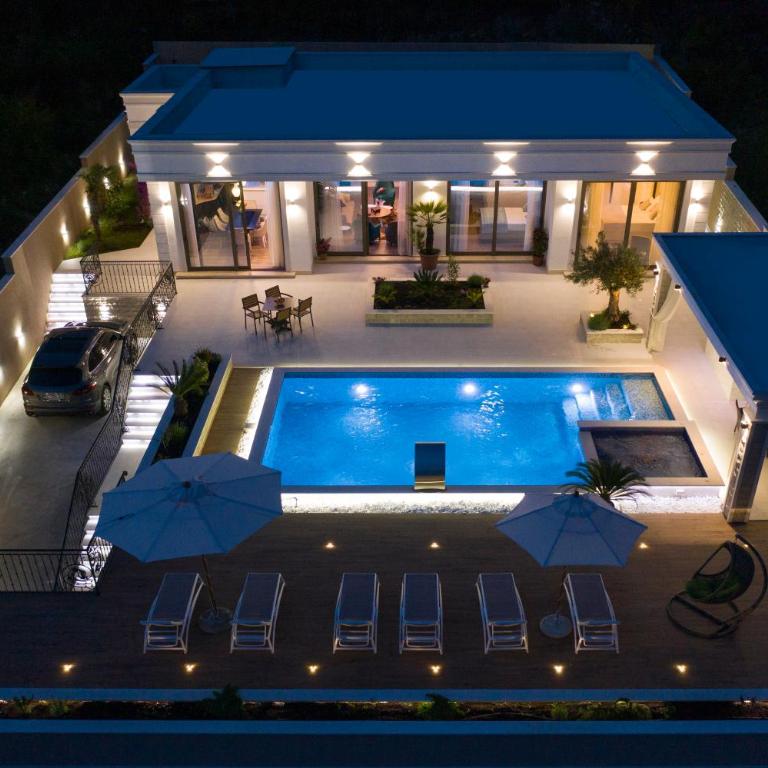 Villa Salute - Vila sa 3 Spavaće Sobe - 1