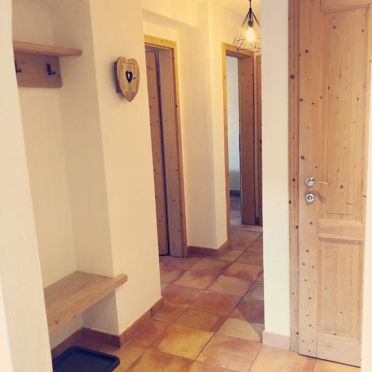 Dorfchalets & Apartments - in Kaprun centre including FREE entry Tauern Spa and Summer Card - Chalet (4 Erwachsene) - kostenfreier Zugang zum VIP Tauern Spa - 2
