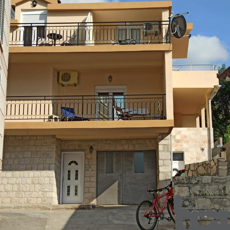 Apartment The Sea Coast - Double Room with Terrace - 6