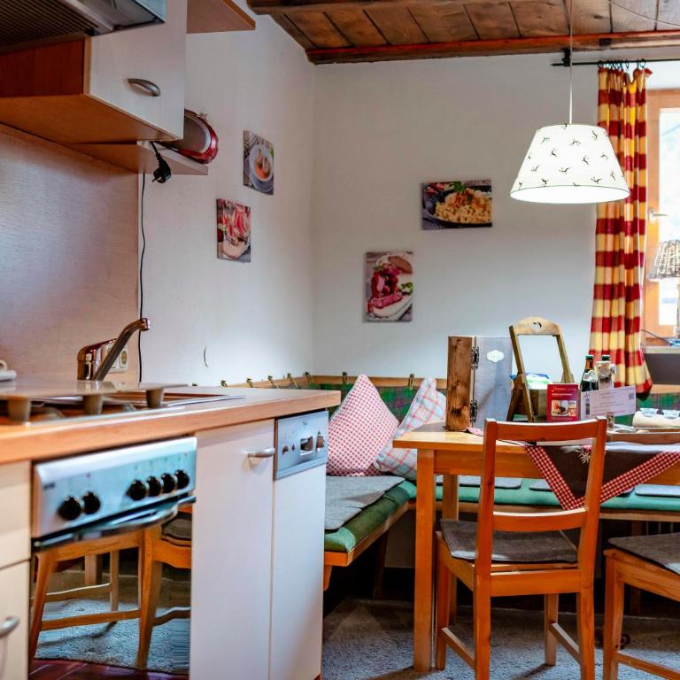 Hoglhaus & Malerwinkel - Casa con 1 Camera da Letto - 8