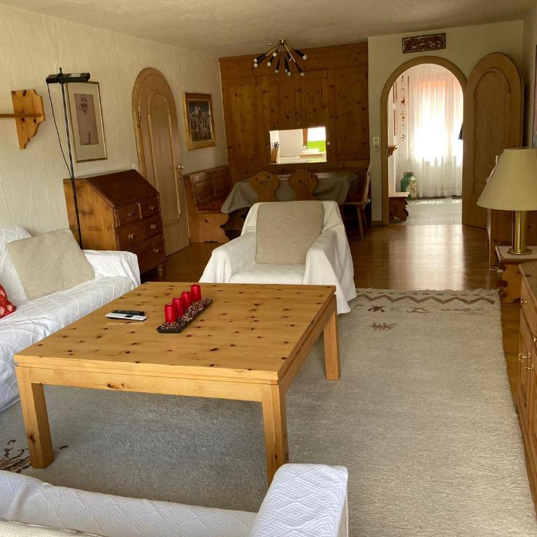 Apartments Chesa Guardaval - Apartment mit 2 Schlafzimmern und Balkon - 4