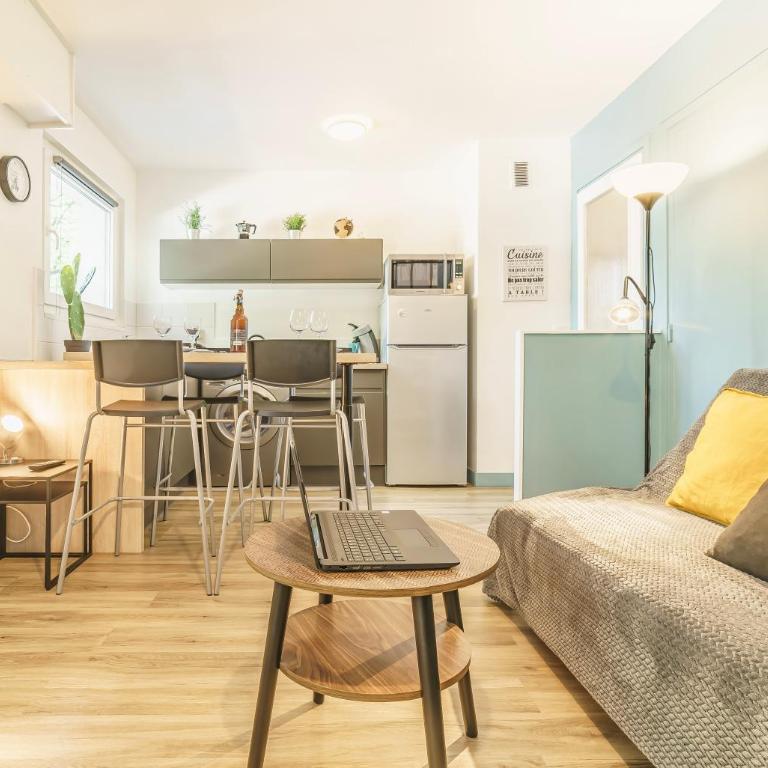 Cosy Studio 108 - Chambéry centre - Stationnement - Gare - One-Bedroom Apartment - 18