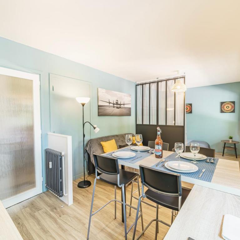 Cosy Studio 108 - Chambéry centre - Stationnement - Gare - One-Bedroom Apartment - 13