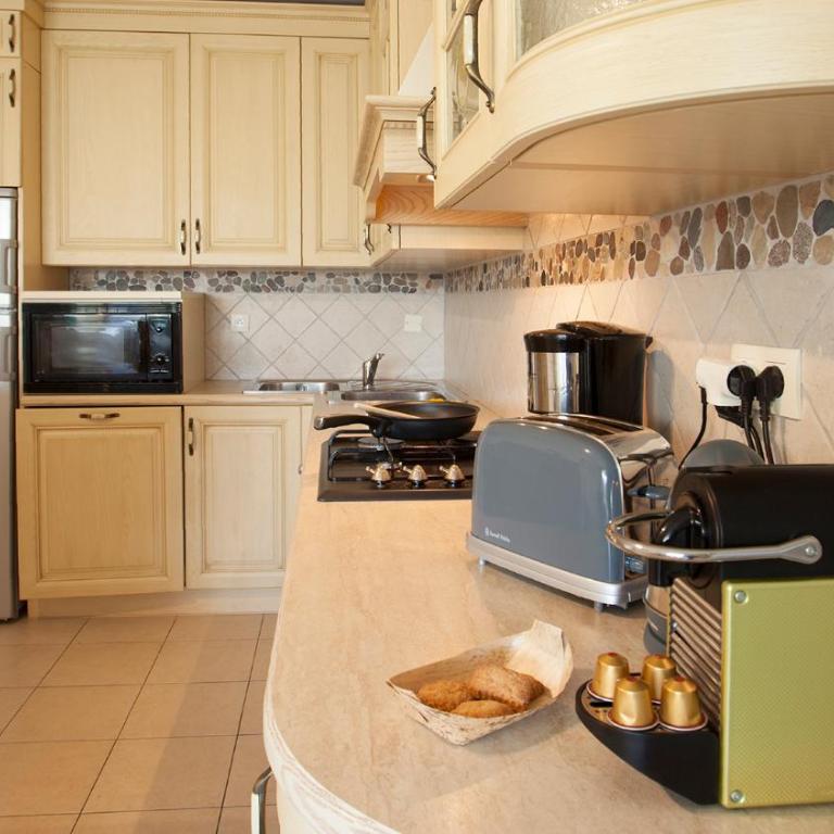 Mare appart avec jardin et bbq vue mer et montagne plage et port à 2 pas - Appartement - 16