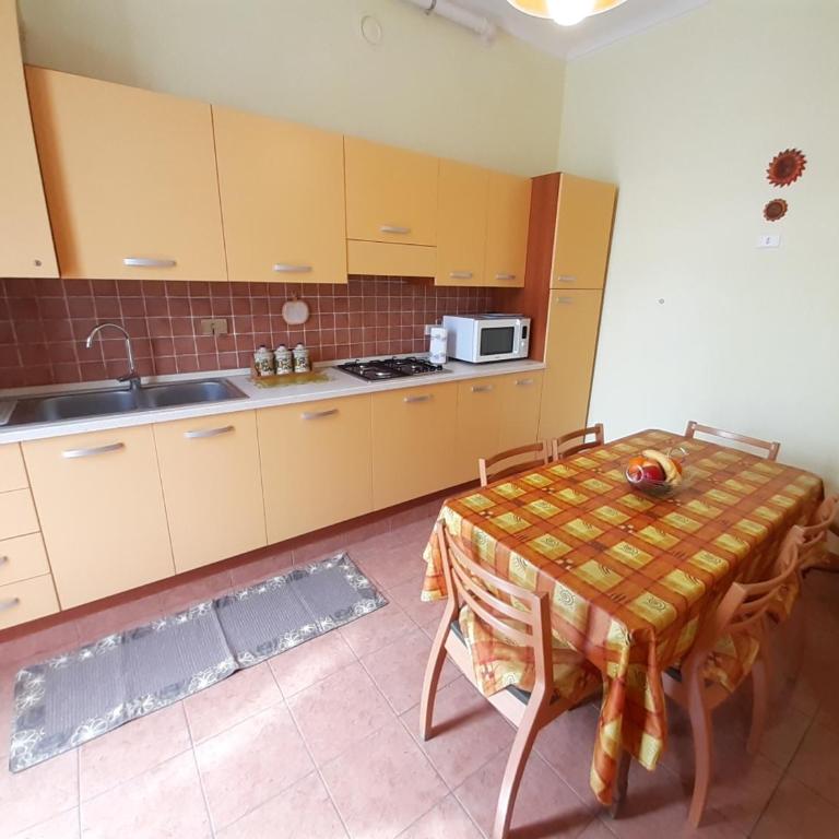 Torino central-- rooms and Apartments - Alba - Appartement 2 Chambres - 1