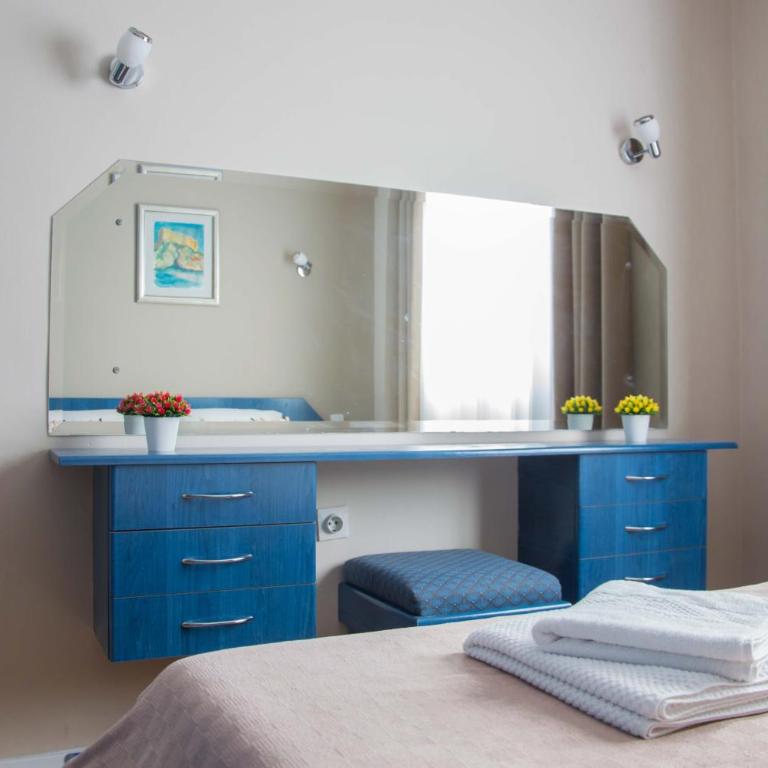 Ana's Place - Two-Bedroom Apartment - 20