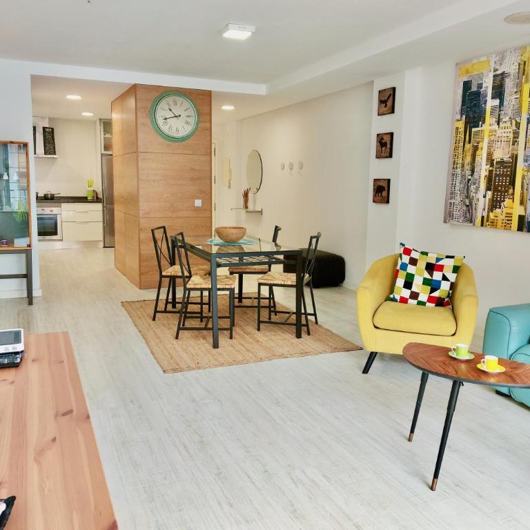 The Cool Apartment - Apartamento con balcón - 23