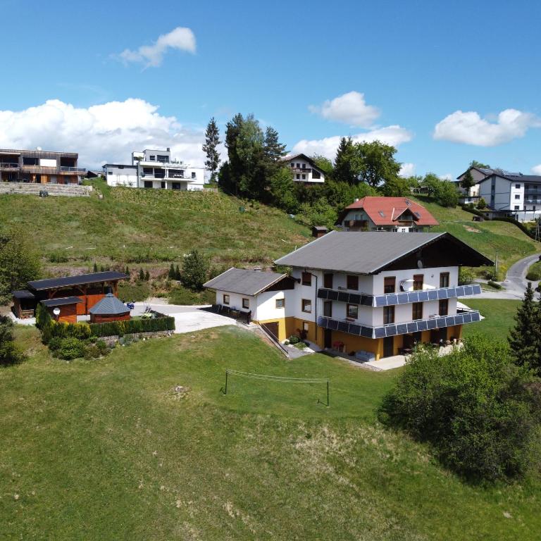 Ferienwohnungen Pirker - Apartment mit Blick auf die Berge - 7