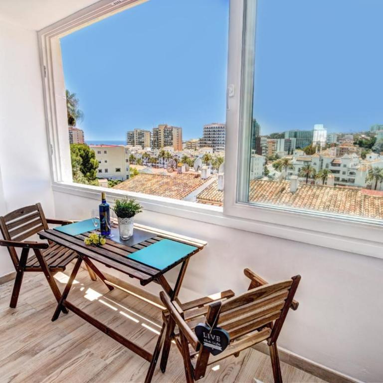 Benalmádena Apartamento amplio, soleado y con vista panorámica a 400 metros de la playa - One-Bedroom Apartment - 4