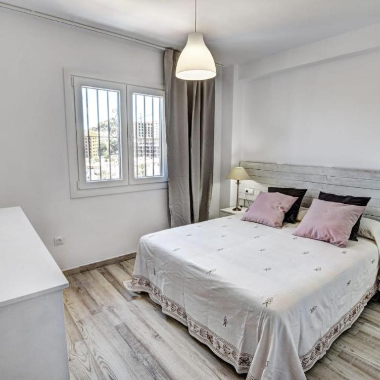 Benalmádena Apartamento amplio, soleado y con vista panorámica a 400 metros de la playa - One-Bedroom Apartment - 12