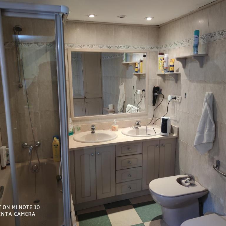 Alojamiento LT - Habitación Individual Estándar con baño compartido - 5