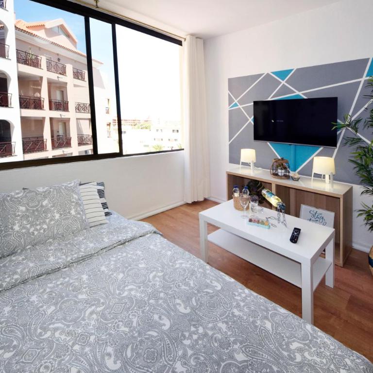 Peaceful & Bright Loft, HEATED POOL, NETFLIX, FREE WIFI & PARKING, TENNIS - Apartamento de 1 dormitorio - 24