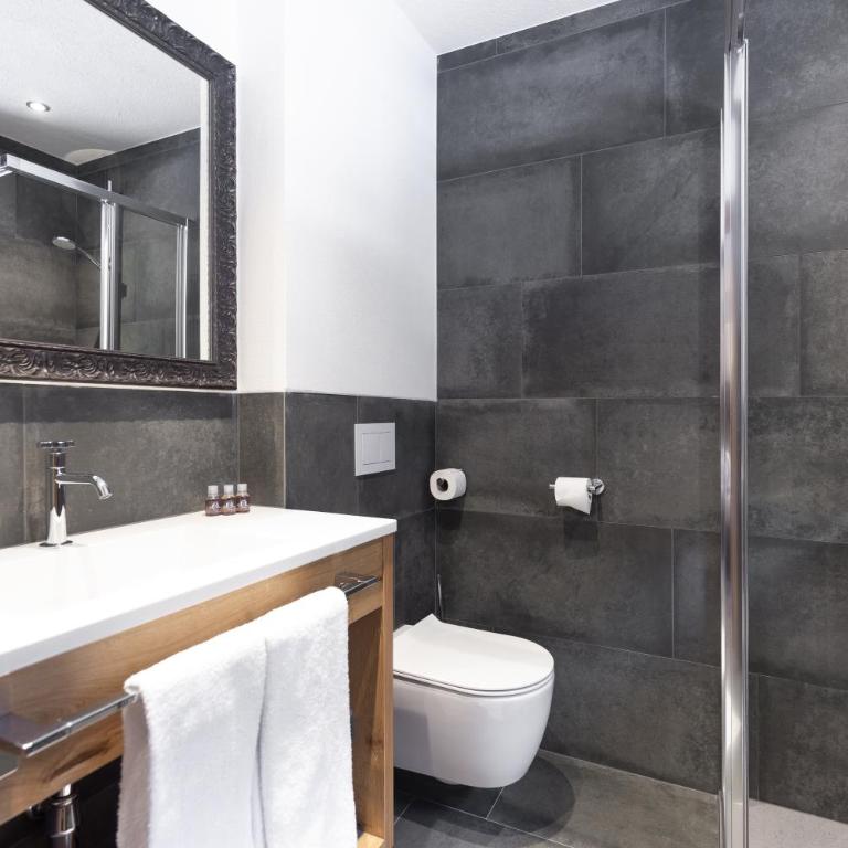 Apart Peppone - Comfort Apartment mit 2 Schlafzimmern und Balkon - 9