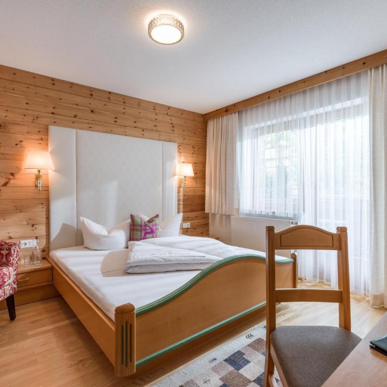 Hotel Viktoria & Landhaus Joggl - Kleines Doppelzimmer - 4