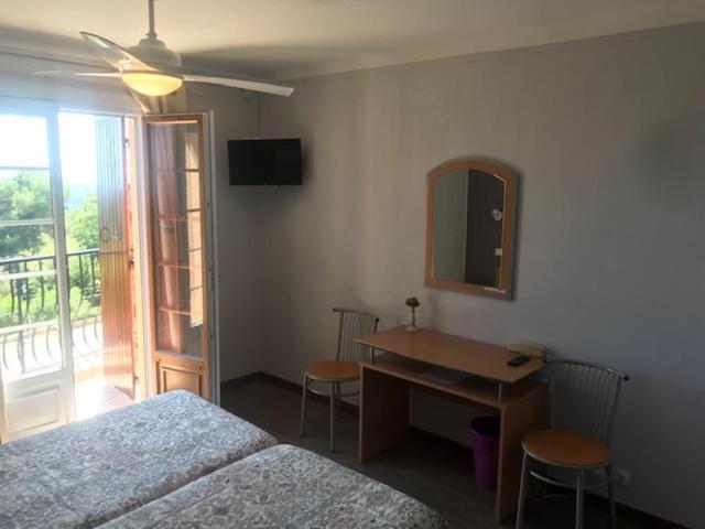 Les Belles Terrasses - Chambre Double ou Lits Jumeaux - Vue sur Mer - 4