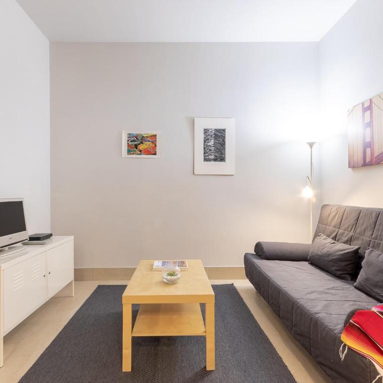 Indautxu Metro Next Stop Bilbao - One-Bedroom Apartment - 3