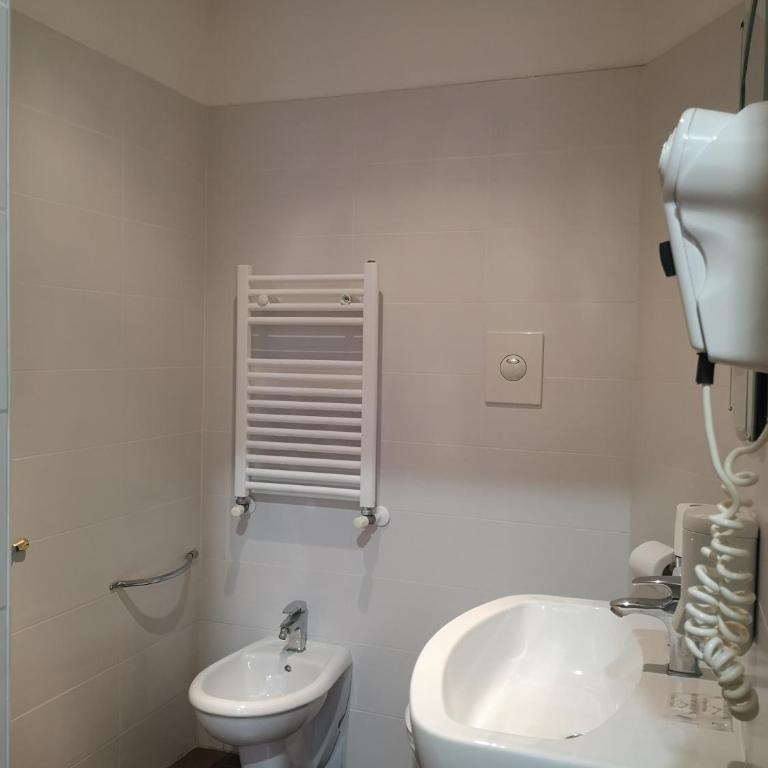 Rome Travellers Hotel - Camera Matrimoniale/Doppia con Letti Singoli con Balcone - 15