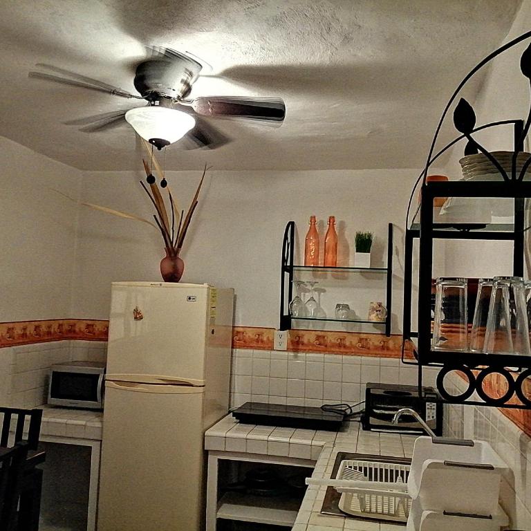 MI CA-SA EN MÉRIDA - Two-Bedroom Apartment - 2