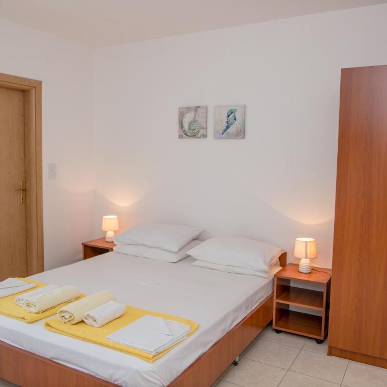 Apartman Zenta - Budget Double Room - 3