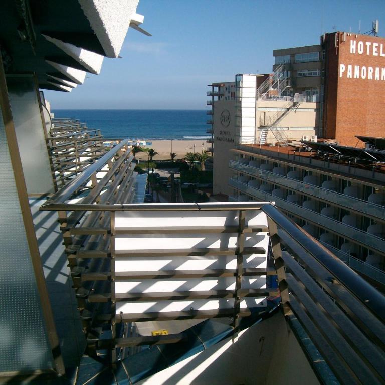 Apartamentos en Rocamaura - Three-Bedroom Apartment - 27