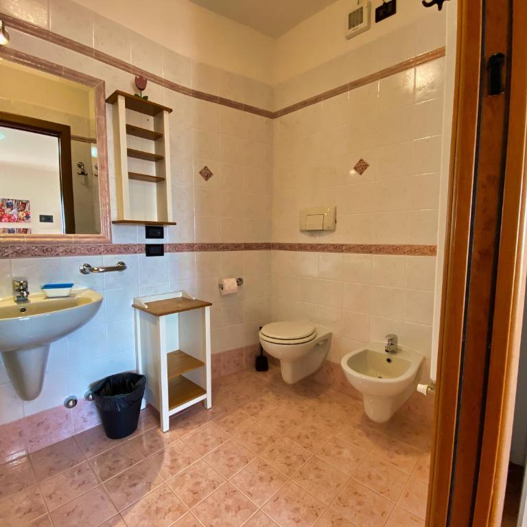 Residence Bellavista - Appartamento con 1 Camera da Letto, Balcone e Vista Lago - Lato Strada - 7