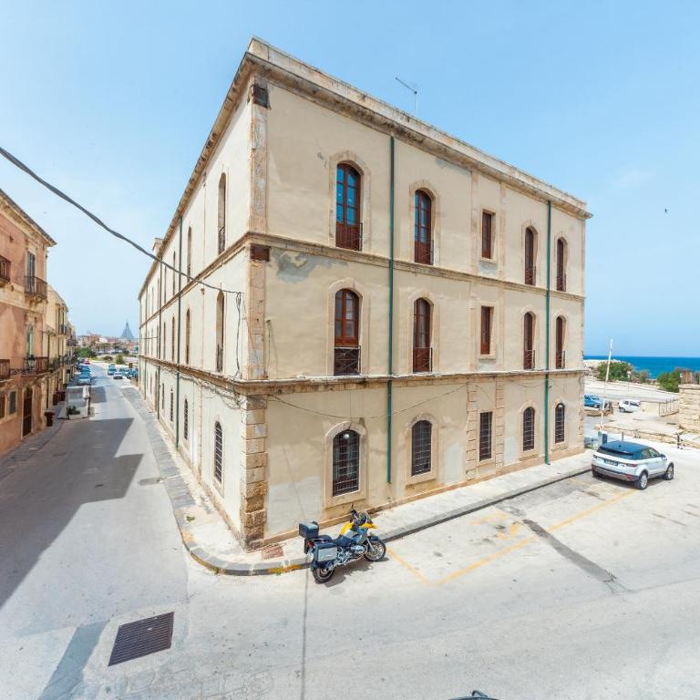 GuestHost - Ortigia Promenade - One-Bedroom Apartment - 18