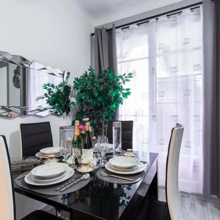 Beau 3 pièces, 7 pers, 2 terrasses, centre, calme, sécurité - Appartement 2 Chambres - 4