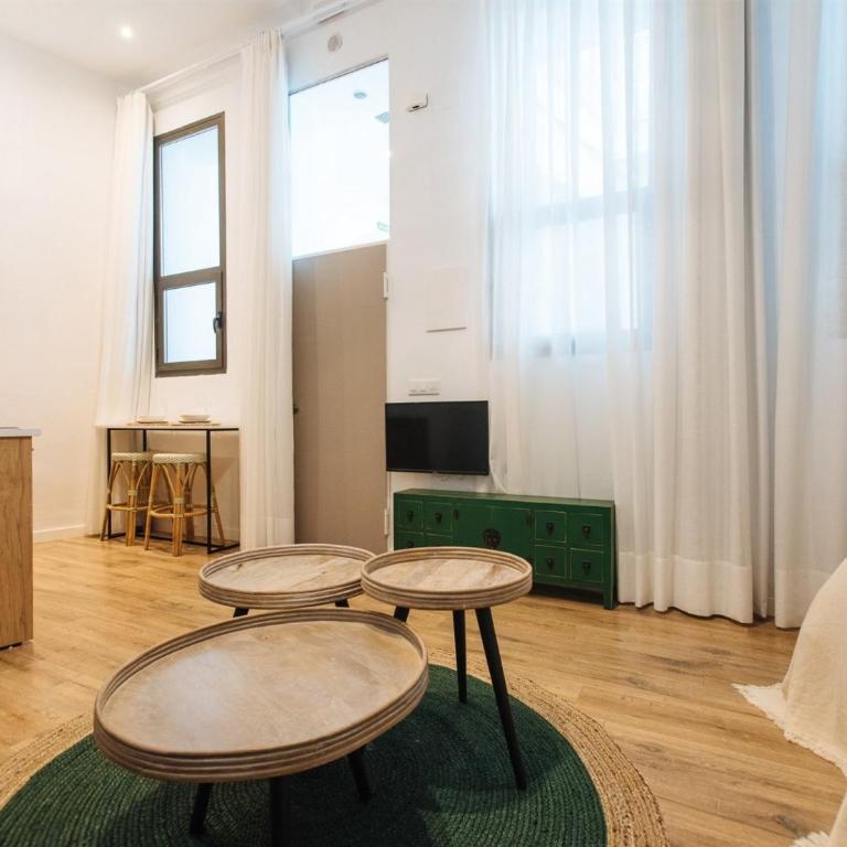 Lola de Triana Apartments - Loft - 4