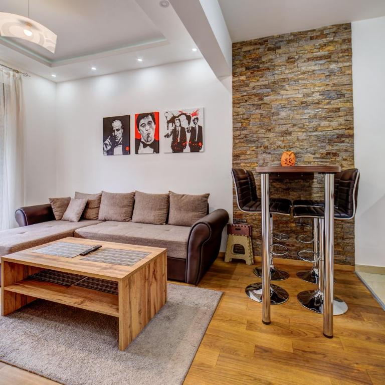 Vila Pekovic, Pine Trees View Apartment with big balcony in The Center of Zlatibor! - Apartman sa Pogledom na Planinu - 14