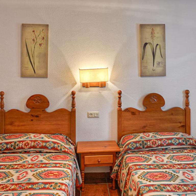 Apartamentos Petronilla - Apartamento de 2 dormitorios - 3