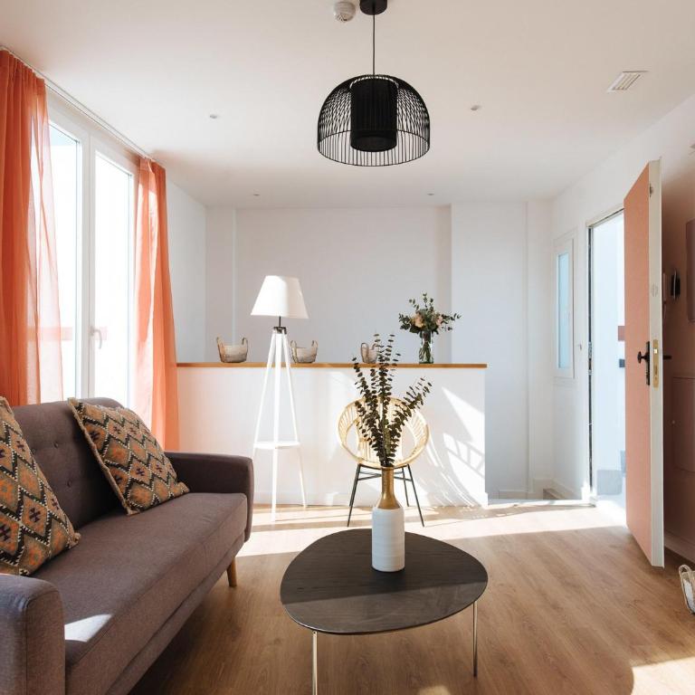 Lola 14 Suite Apartment - Penthouse Apartment with hot tub on private terrace - 5