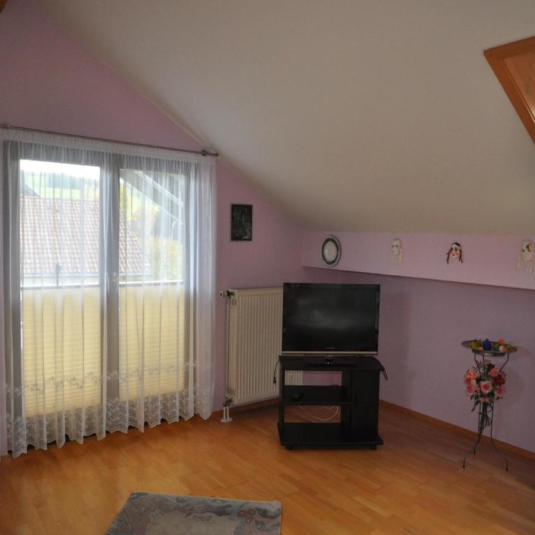 Ferienwohnung Lore - Apartment mit Balkon - 6