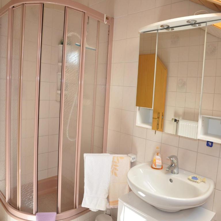 Ferienwohnung Lore - Apartment mit Balkon - 13