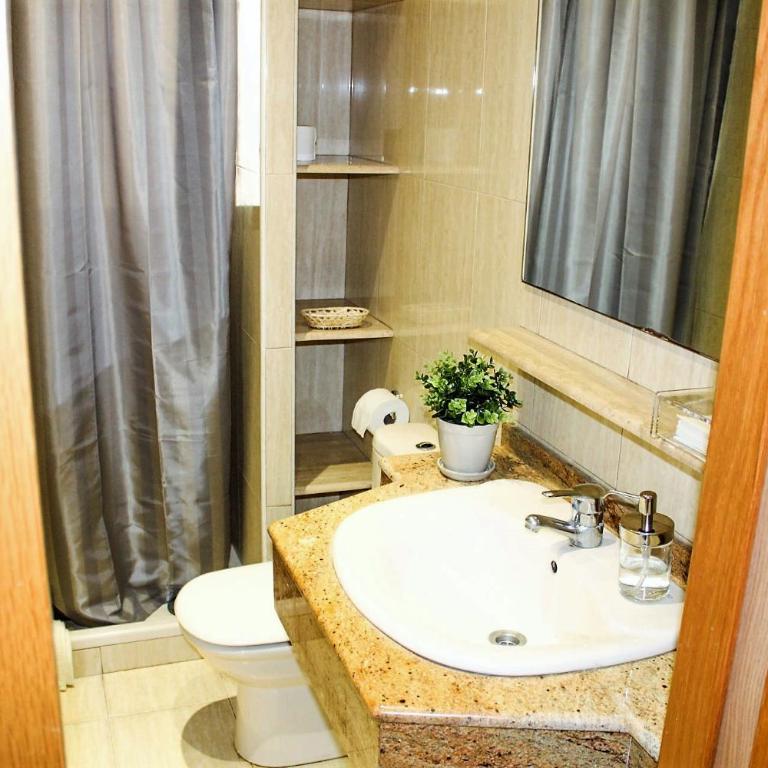 Port-Beach Alicante 1 - Three-Bedroom Apartment - 9