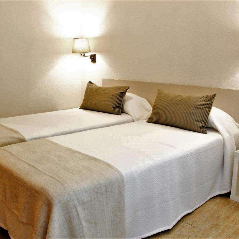 Port-Beach Alicante 1 - Three-Bedroom Apartment - 13