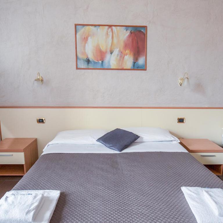 Hotel Angelica Firenze - Camera Matrimoniale Piccola - 2