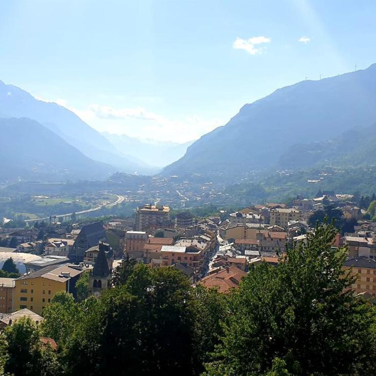 A 100m dalle Terme, Luminoso con vista montagne - Standard Apartment - 6