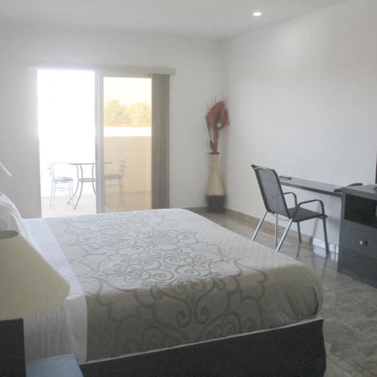 BB INN - Habitación Doble Deluxe con balcón - 7
