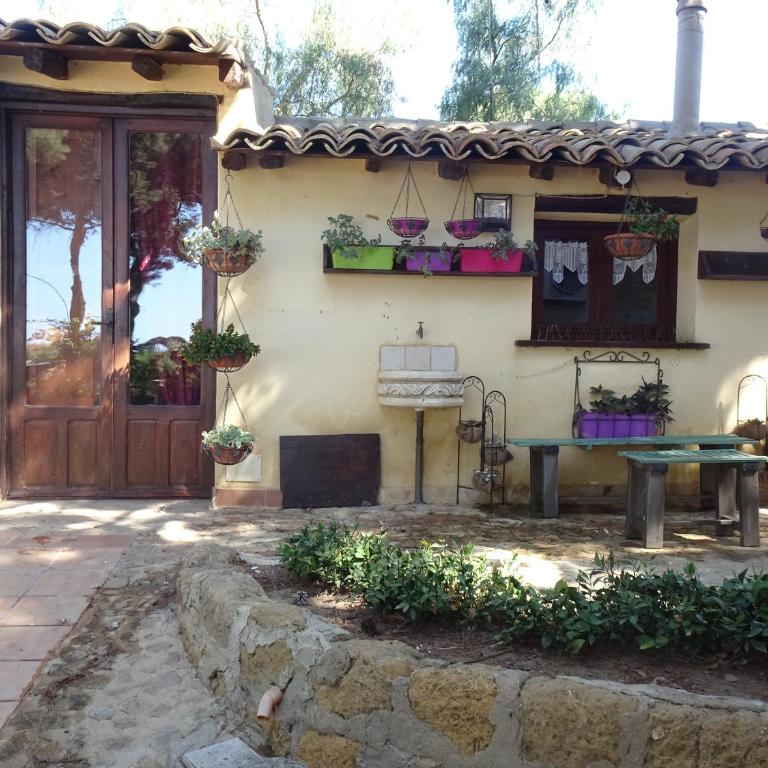B&B Villa San Marco - Camera Familiare con Vista Giardino - 17